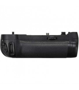 Nikon VFC00601 - MB-D17 Multi-Power Battery Grip